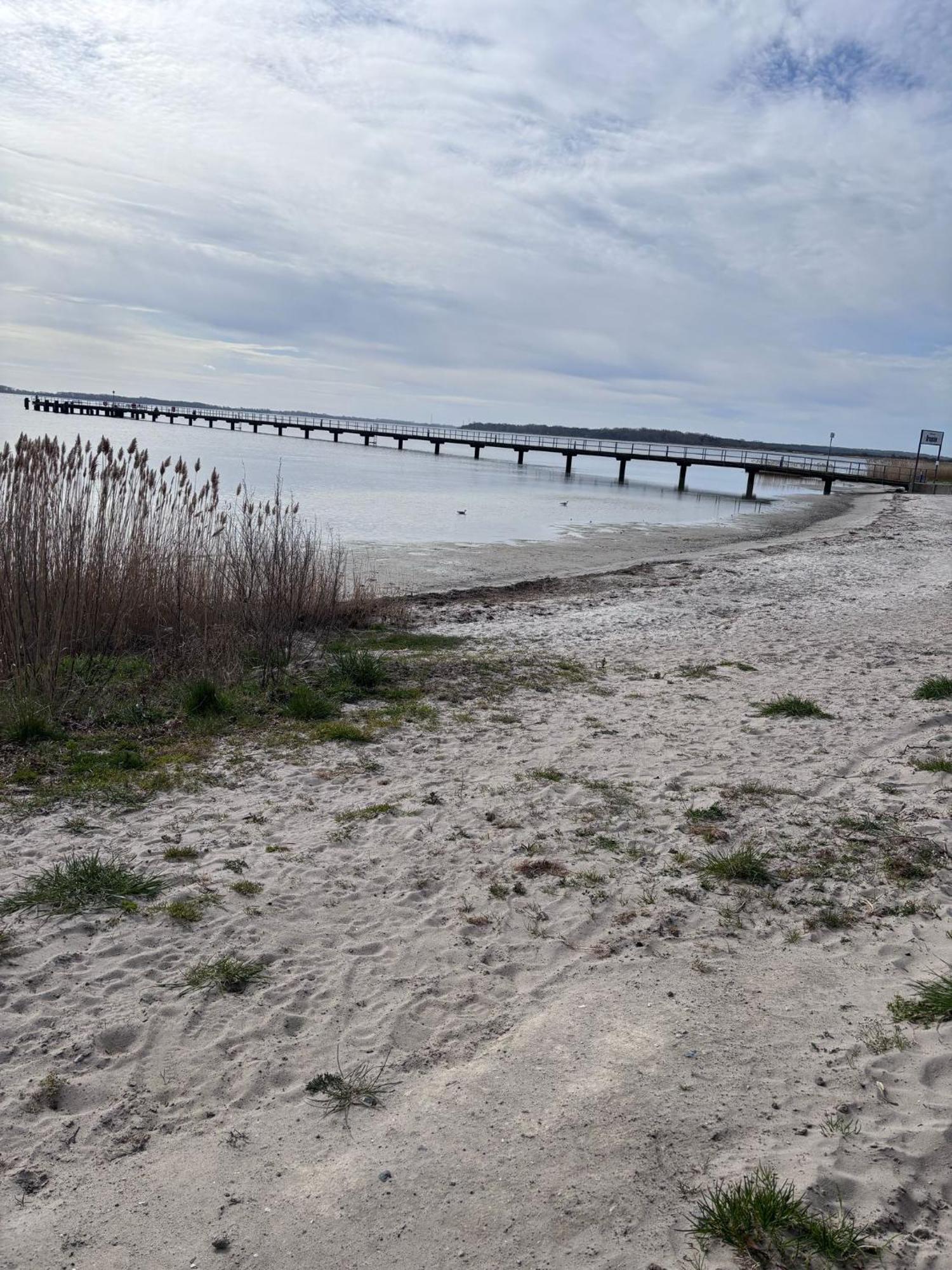 App 2 Stylische Surfoase Am Wasser Dranske Exterior photo